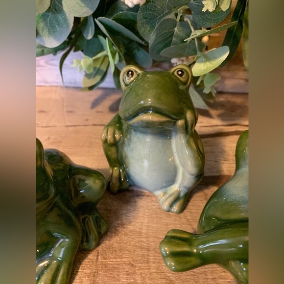 🐸 3 CERAMIC GNOME FIGURINES 🐸 - Picture 2 of 5